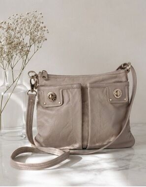 Marc by Marc Jacobs Totally Turnlock Percy Leather Crossbody Bag Light Gray Taup